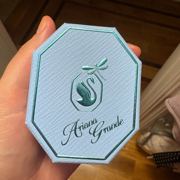 Swarovski Pink Crystal Dragonfly Necklace Ariana grande - Picture 3 of 5